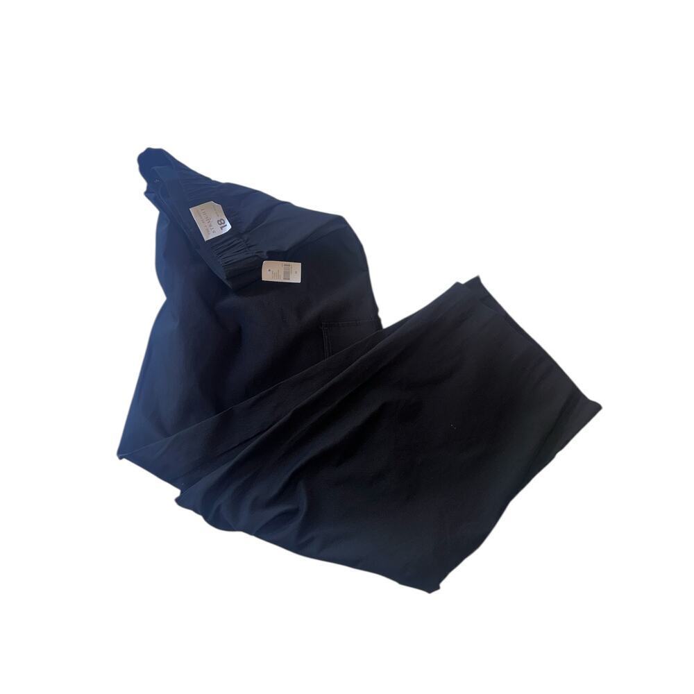 Torrid Black Pull-On Cargo Pants Size 18 Mid Rise Straight Leg Stretch Plus work - Picture 6 of 7